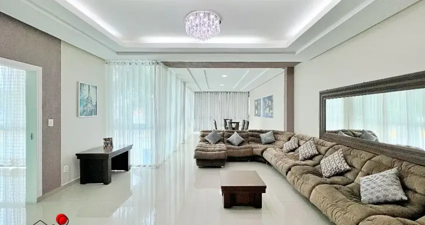 Linda casa 5 suítes à venda em Tarumã, Manaus-AM; Picina, terreno 900m²
