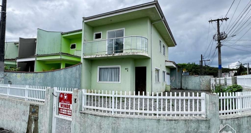 Sobrado Geminado Esquina à venda no Vila Nova