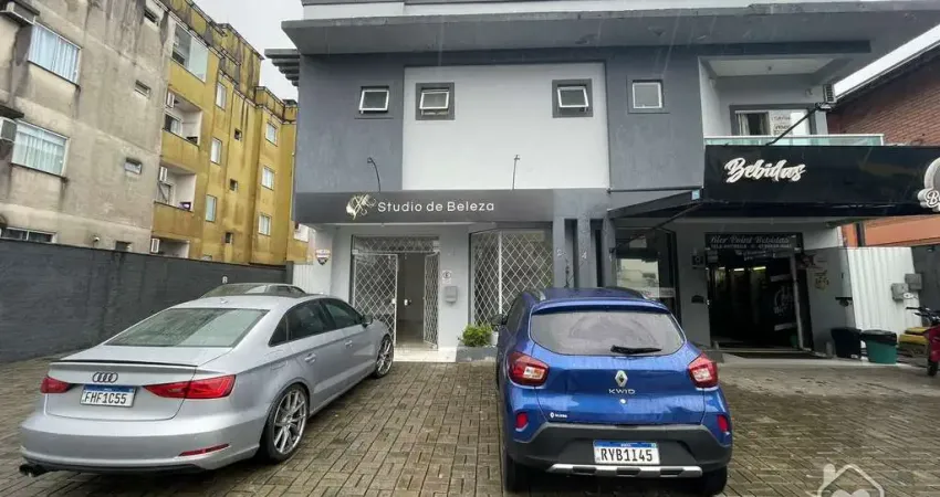 Casa comercial para alugar na Rua Bento Torquato da Rocha, 241, Vila Nova, Joinville