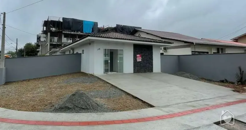 Sala comercial para alugar na Rua Professor Felício Fuzinato, 109, Costa e Silva, Joinville