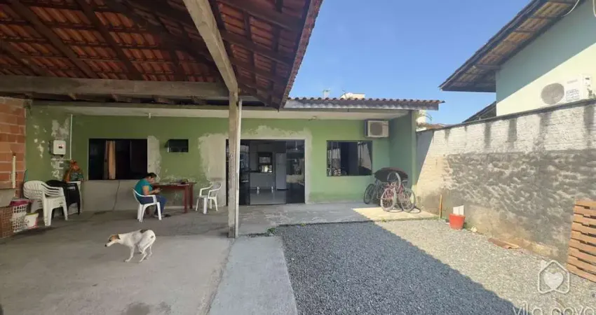 Casa com 2 quartos à venda na Rua Quinze de Novembro, 17191, Vila Nova, Joinville