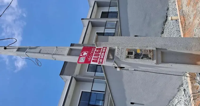 Casa com 2 quartos para alugar na Rua Benjamin Antônio Pegorette, 391, Vila Nova, Joinville