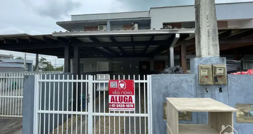 Casa com 2 quartos para alugar na Rua Ignácio Bertoldo Bolduan, 87, Vila Nova, Joinville