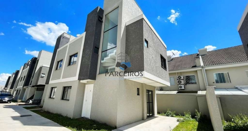 Sobrado com 3 dormitórios à venda, 105 m  por R  639.000,00 - Uberaba - Curitiba PR