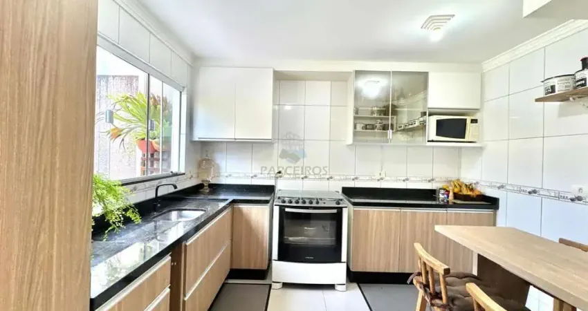 Sobrado à venda, em condomínio no pinheirinho, curitiba - pr