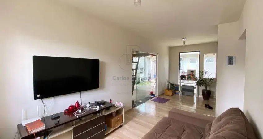 *Casa Residencial a venda - 2 casas no mesmo terreno - Santa Regina - Itajaí - SC*