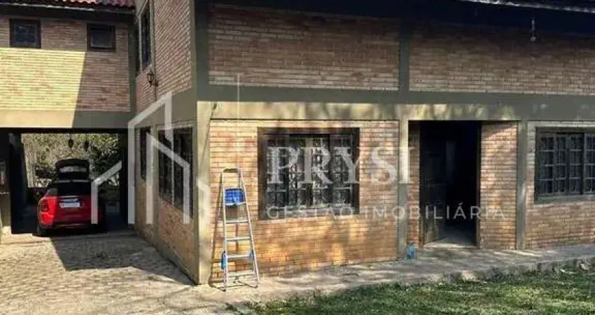 Sobrado com 3 dormitórios à venda, 259 m² por r$ 1.100.000,00 - barreirinha - curitiba/pr