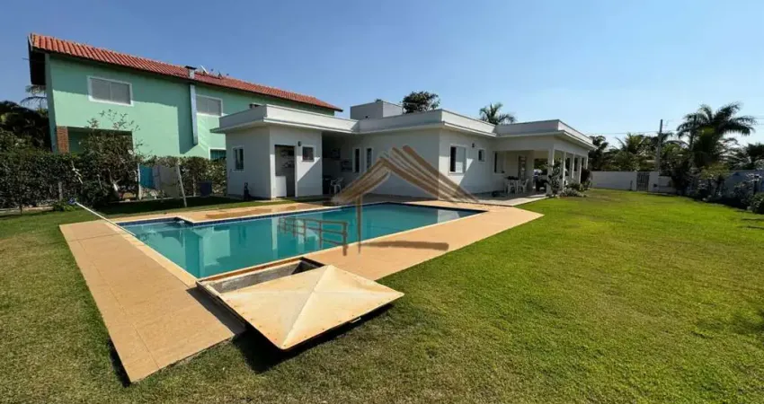 Casa em Condomínio para Venda em Porangaba, Condomínio Fazenda Victória, 4 dormitórios, 1 suíte, 3 banheiros, 6 vagas