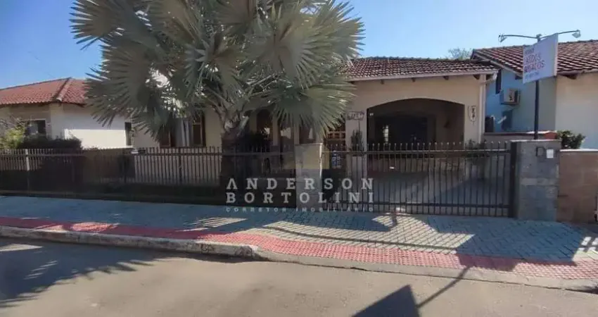 Casa com 3 quartos à venda no Nereu Ramos, Jaraguá do Sul
