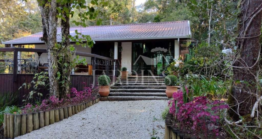 Fazenda à venda na Rodovia José Taverna (ant. Estrada da Roseira), 72, Roseira, Campina Grande do Sul