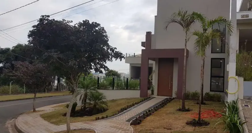Casa à venda 3 Quartos, 3 Suites, 4 Vagas, 330M², Jardim Panorama, Vinhedo - SP | Condomínio Reserv