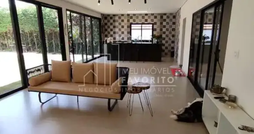 Vende-se casa térrea de 4 quartos com 4 suítes no cond. parque da fazenda