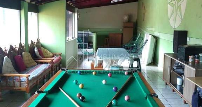 Casa à Venda na Vila Rio Branco, Jundiaí, AC 196m2 - R  670.000,00