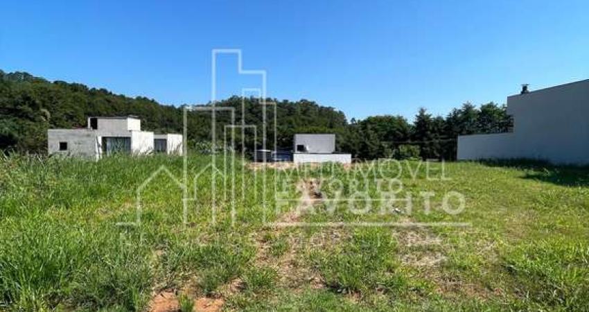 Terreno Plano à Venda no Villa Giardino - 300m  - R 539.000,00