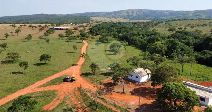 Fazenda à venda na 25 Km De Estrada De Chão. A Partir Da Rodovia Go-414. Desses 9,3 Km Sendo Asfaltados., Centro, Cocalzinho de Goiás