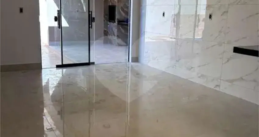 Casa com 3 quartos à venda em Setor Lago Dos Buritis - GO
