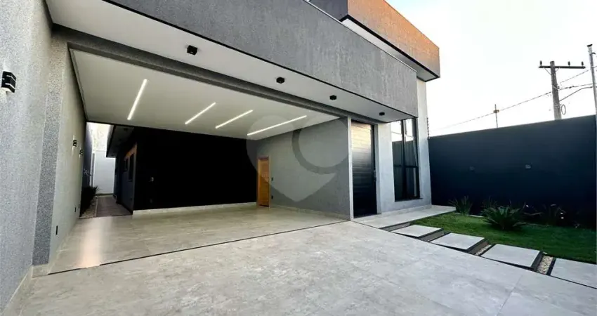 Casa com 3 quartos à venda em Residencial Jardins Do Lago - GO