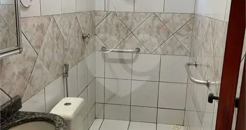 Casa com 3 quartos à venda na Cristóvão Campos, Parque Michel, Anápolis
