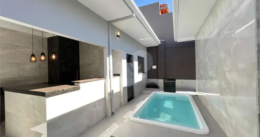 Casa com 3 quartos à venda em Residencial Portal Do Cerrado - GO