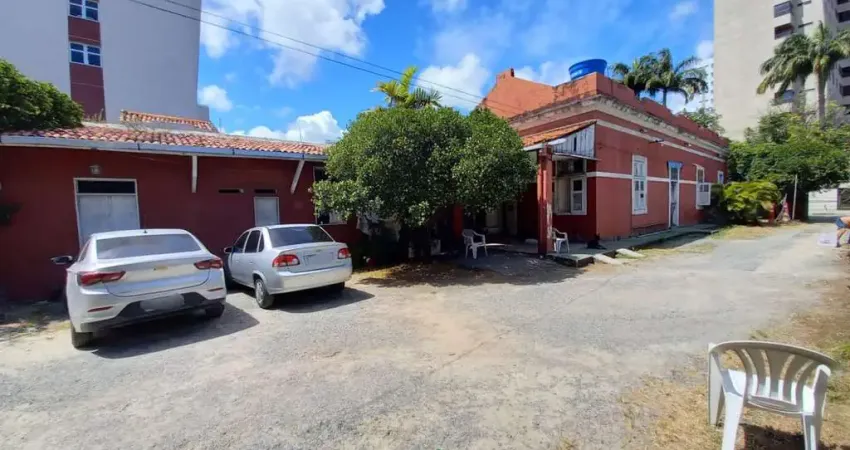 Área à venda com dois salões no imóvel, com 1.008m² por r$ 5.000.000,00