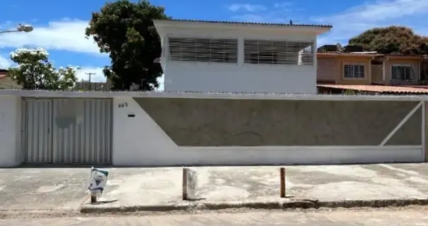 Apartamento à venda com 3 quartos sendo uma suíte, 138m² área útil por r$ 550.000,00