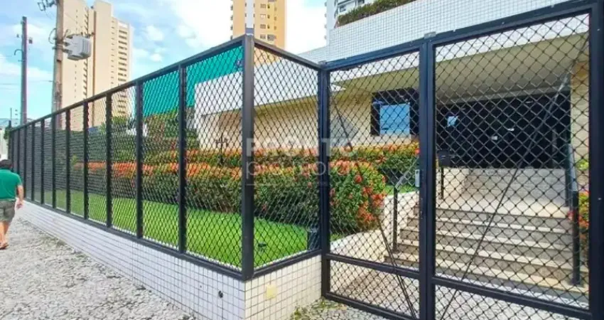 Apartamento com 1 suíte, varanda e vaga de garagem  - 44m² santana/recife