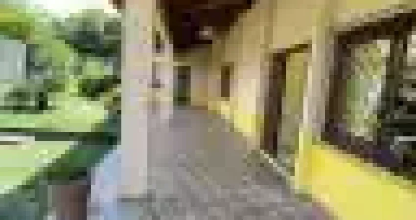 COND. PARQUE SAMAMBAIAS, COM 1.500 DE TERRENO, 4 QUARTOS SENDO 3 SUÍTES, ESCRÍTORIO, MEZANINO