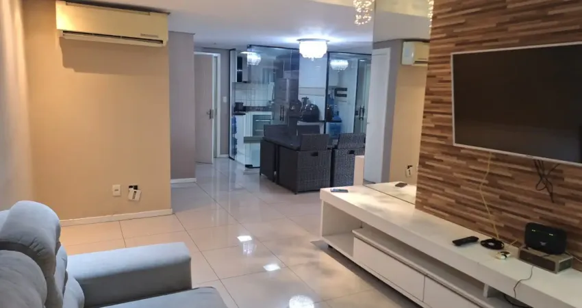 Adrianópolis, cond ville de france, mobiliado, 3 suítes, nascente com água e gás