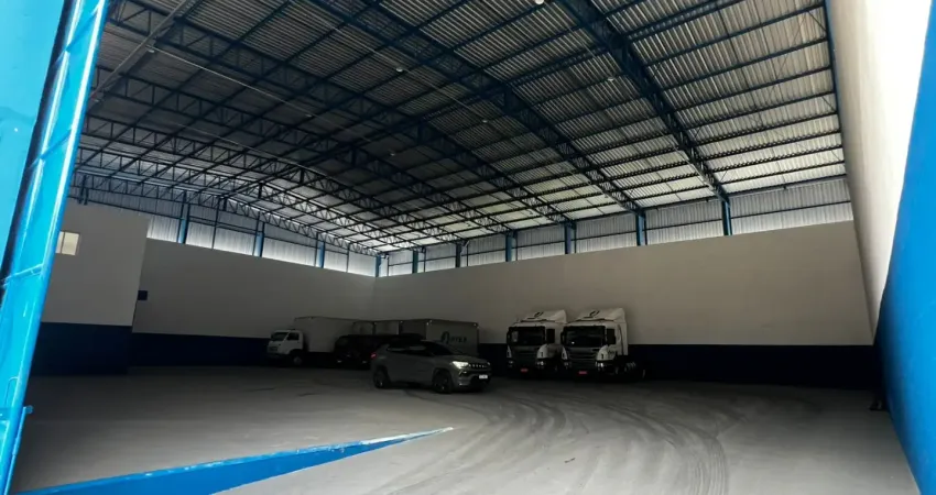 Galpão no coroado, cond. fechado, 1.200m2, 10 metros pé direito, r$ 80 mil