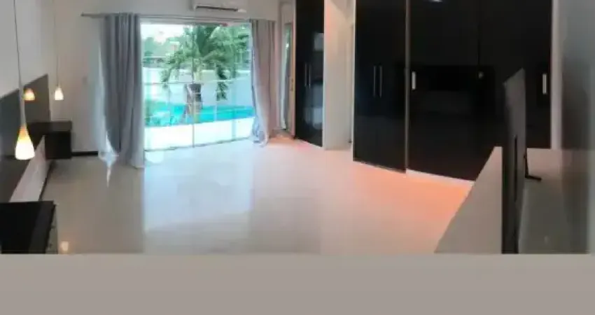 Ponta negra 2, belissima casa  2 pisos, 4 suítes, armários, split,  piscina, r$ 15 mil