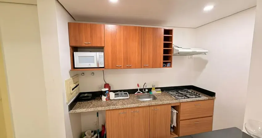 Flat adrianópolis, mobiliado, sala 2 ambientes, 1 quarto, cozinha