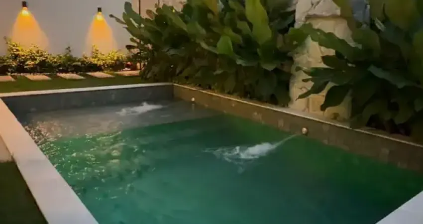 Casa luxuosa na ponta negra, 3 suítes, totalmente mobiliada piscina, churrasqueira