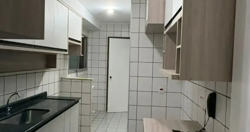 Parque dos ingleses, 3 quartos sendo 2 suíte, com armários, 1 vaga