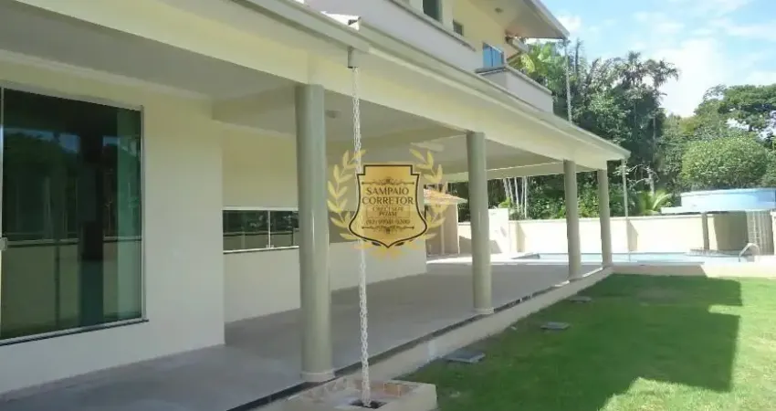 Itapuranga iii, belissima casa 2 pisos, 4 suítes, armários, split, piscina.