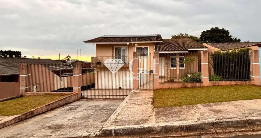 Casa com 3 quartos à venda na Rua Abílio Holzmann, Uvaranas, Ponta Grossa