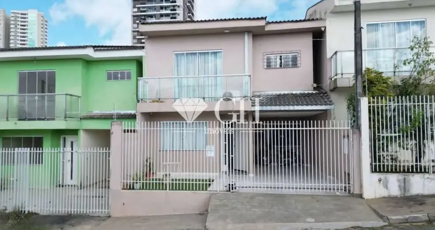 Casa com 3 quartos à venda na Rua Aviador Frare Batista, Olarias, Ponta Grossa