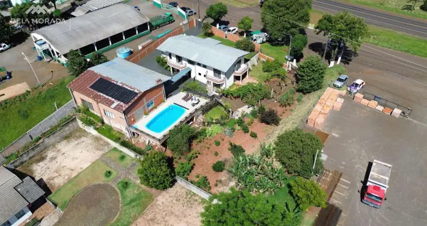 Casa com edícula e piscina disponível para venda - terreno com 1.463m