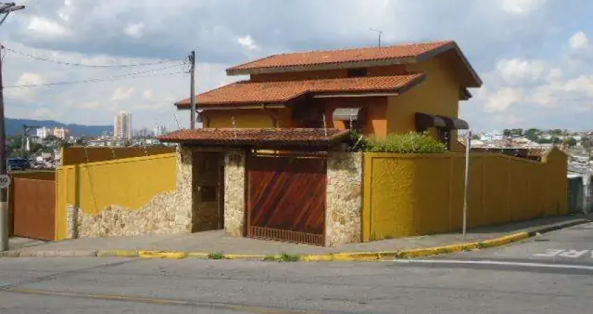Sobrado com 3 dormitórios à venda, 229 m² por R$ 1.200.000,00 - Alto Ipiranga - Mogi das Cruzes/SP