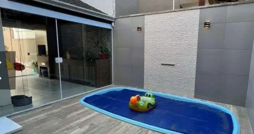 Casa com 3 dormitórios à venda, 130 m² por R$ 742.000 - Cézar de Souza - Mogi das Cruzes/SP