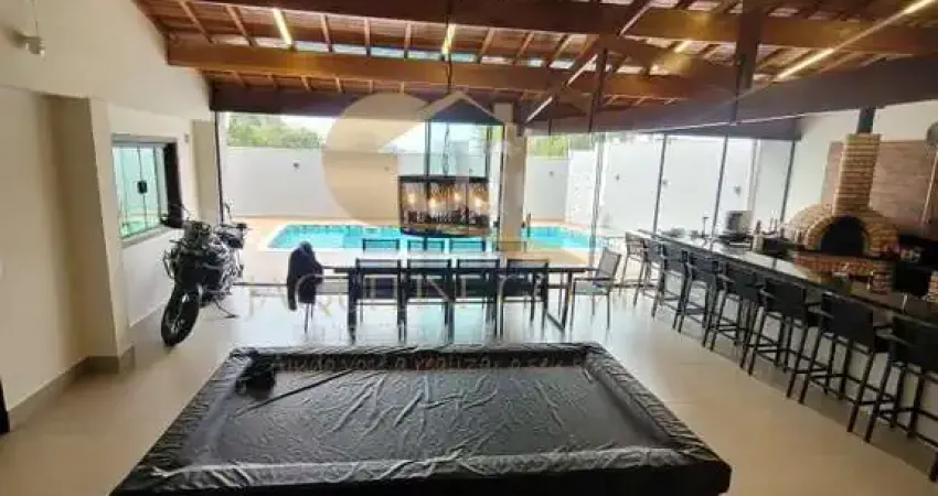 Casa para Venda em Arujá, Nossa Senhora do Carmo, 4 dormitórios, 2 suítes, 4 banheiros, 4 vagas