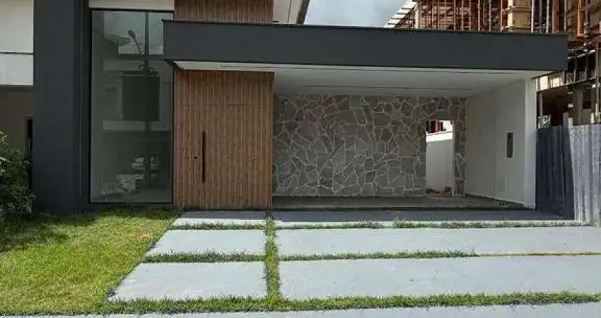 Linda Casa à venda no Cond. Quinta das Marinas, 170 m² por R$ 1.200.000 - Ponta Negra - Manaus/AM