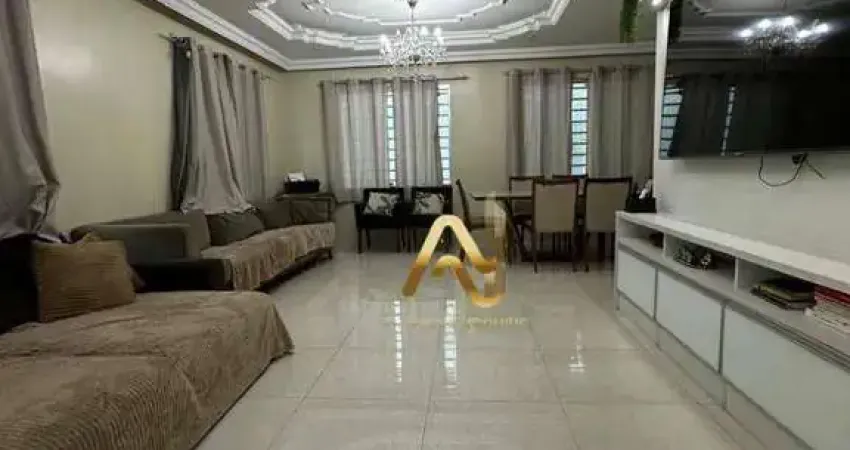 Casa ampla com 3 dormitórios à venda, 137 m² por R$ 780.000 - Parque 10 de Novembro - Manaus/AM