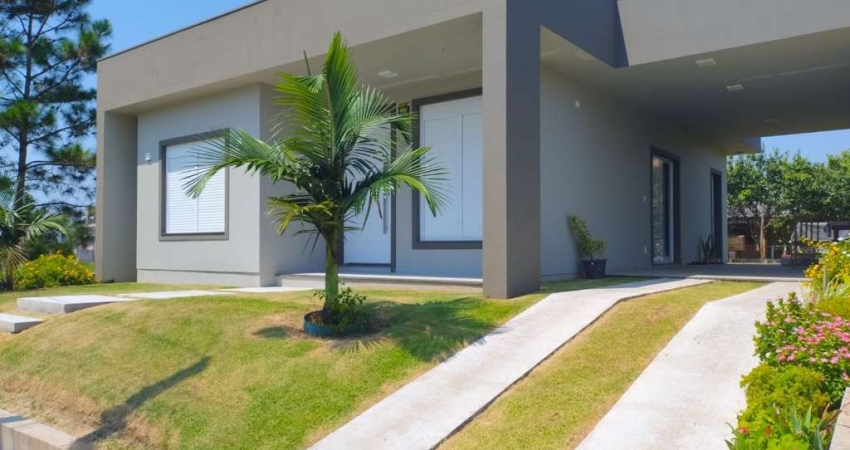 Casa com 2 dormitórios à venda, 122 m² por R$ 690.000,00 - Bellatorres - Passo de Torres/SC