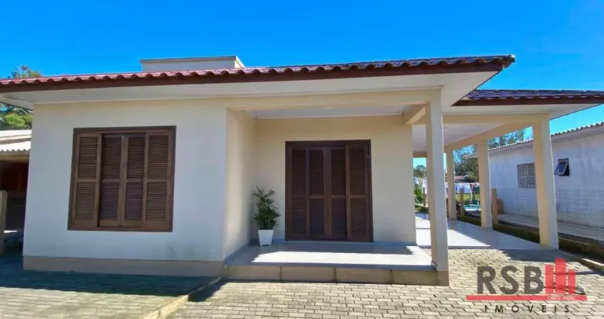 Casa com 2 dormitórios à venda, 106 m² por R$ 430.000,00 - Tapera - Passo de Torres/SC