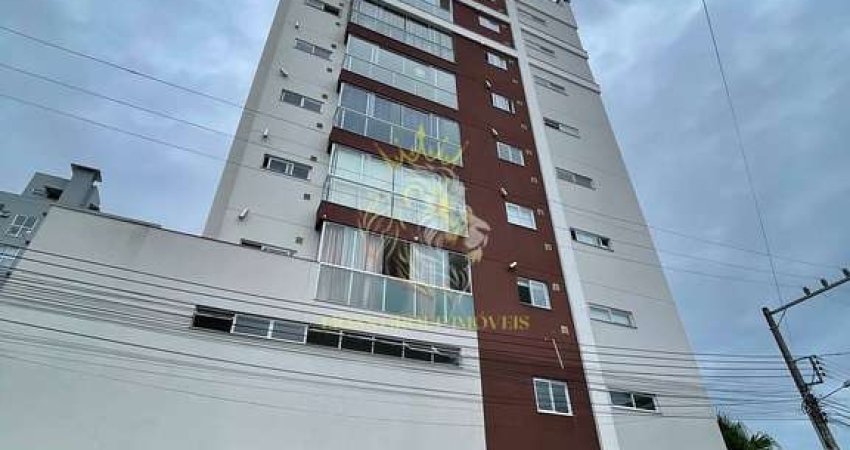 Excelnete Apartamento à venda no Centro de Camboriú, SC