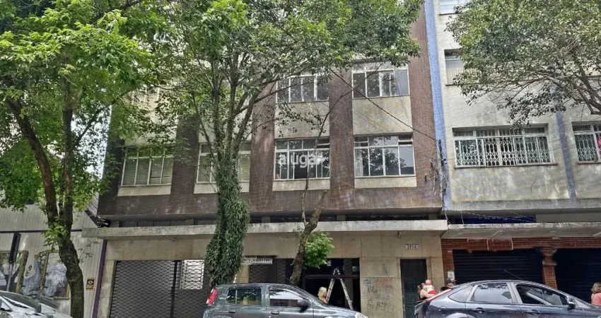 Apartamento com 2 quartos para alugar na Rua Moreira César, São Pelegrino, Caxias do Sul