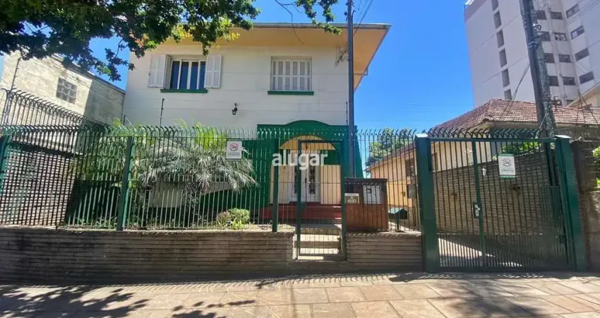 Casa com 4 quartos para alugar na Rua Bento Gonçalves, Centro, Caxias do Sul
