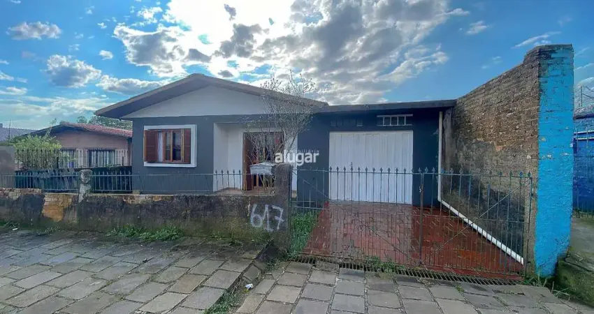 Casa com 2 quartos à venda na Rua Caetano Petinelli, Fátima, Caxias do Sul