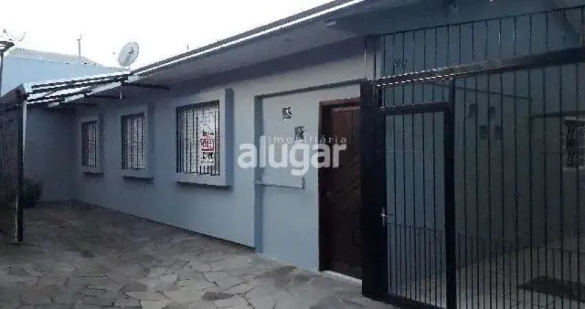 Casa com 3 quartos à venda na Rua Honeyde Bertussi, Nossa Senhora da Saúde, Caxias do Sul