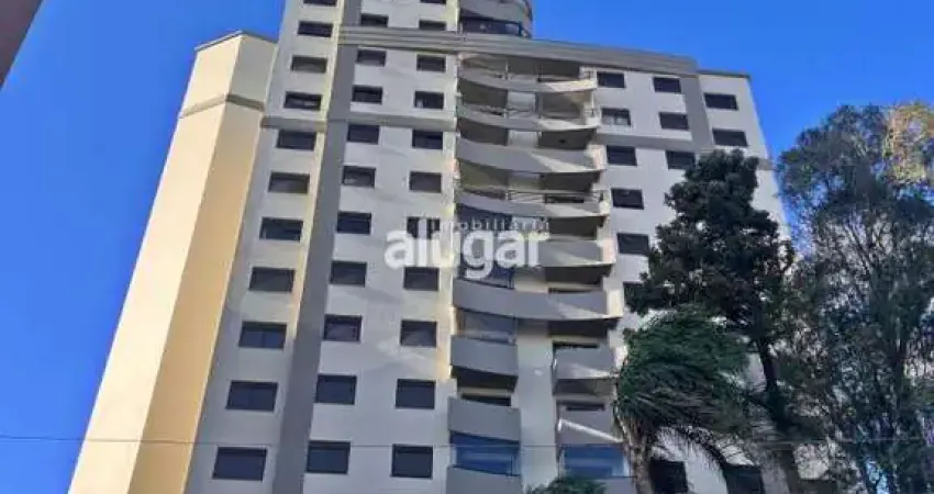 Apartamento com 3 quartos para alugar no Pio X, Caxias do Sul 